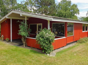 Charming Holiday Home in V ggerl se near Sea, Bogø By